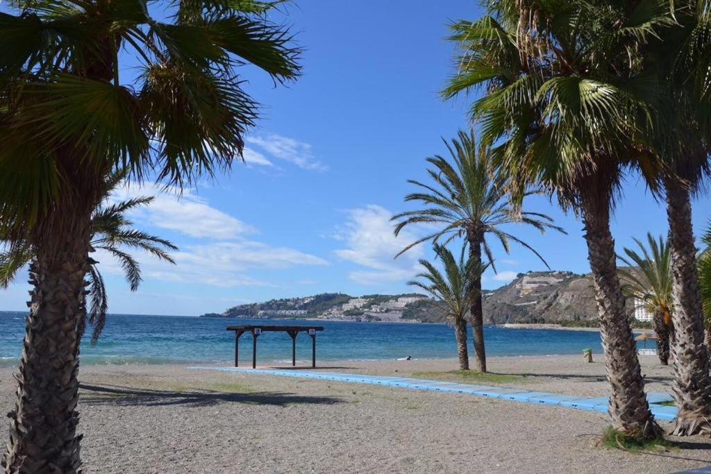 Apartamento 1A Linea Playa Com Piscina Almuñécar 외부 사진